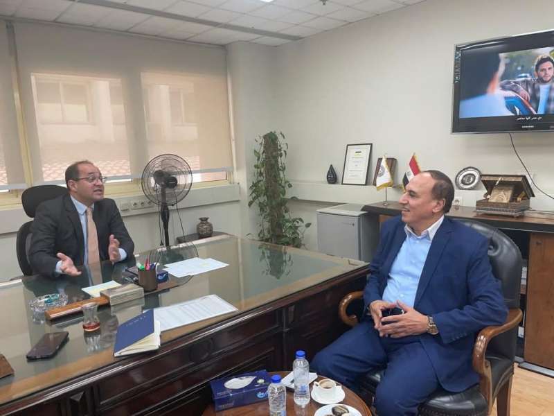 خط أحمر