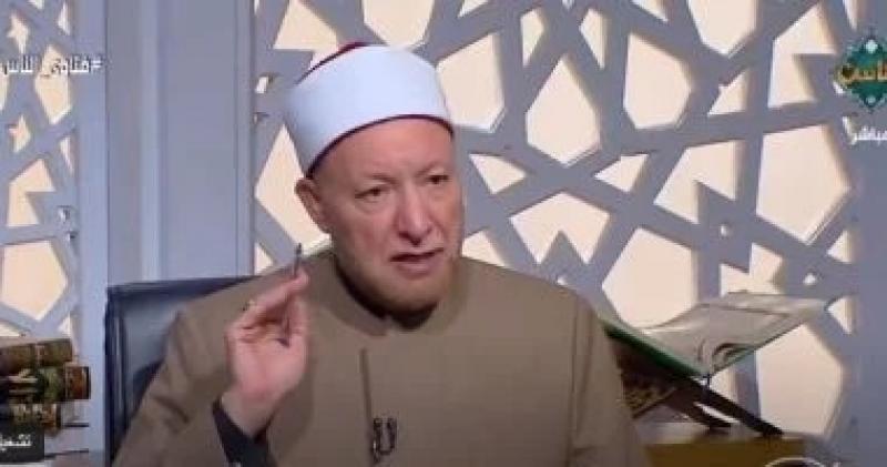 ما حكم تقسيم الأب أمواله وأملاكه بين الذكور دون الإناث؟ أمين الفتوى يوضح