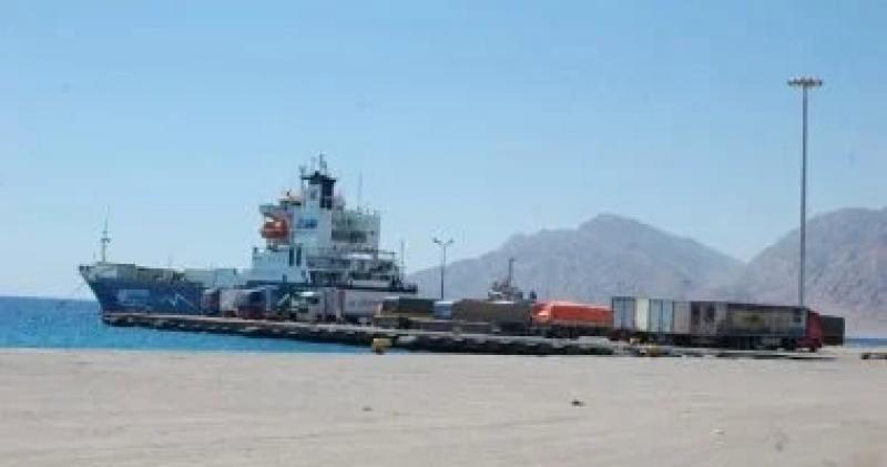 إغلاق ميناء الغردقة البحرى واستمرار غلق ميناء نويبع بسبب سوء الأحوال الجوية