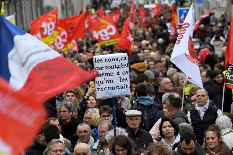 في عيد العمال.. مظاهرات حاشدة في فرنسا ومخاوف من حدوث اضطرابات