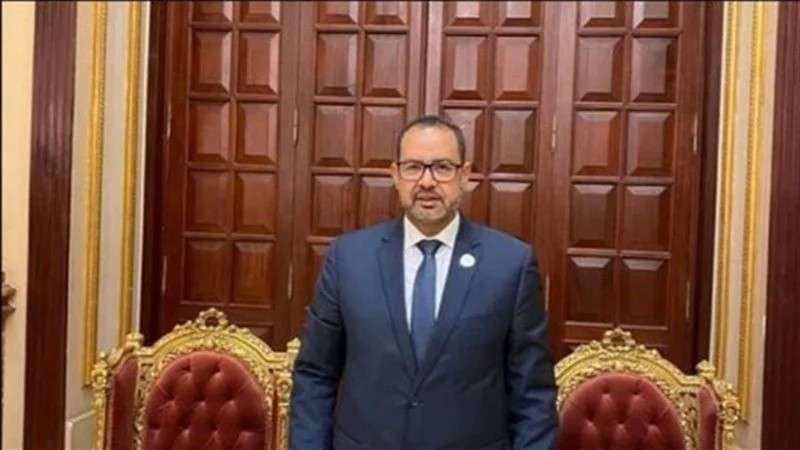 خط أحمر