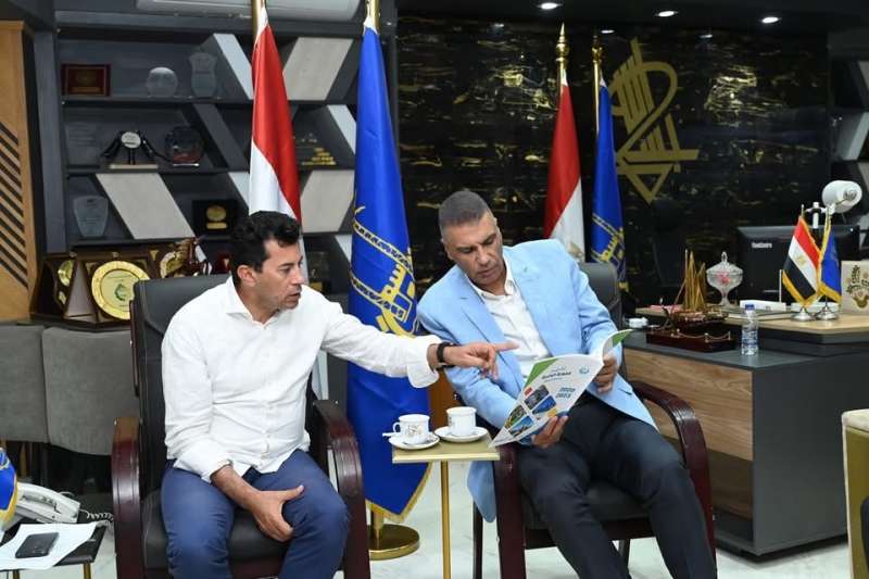 خط أحمر