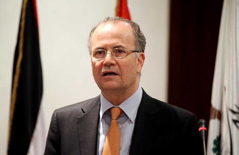 رئيس الوزراء الفلسطيني يبحث مع وزير الخارجية العراقي مستجدات الأوضاع بفلسطين والقمة العربية