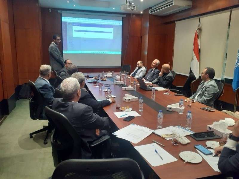خط أحمر