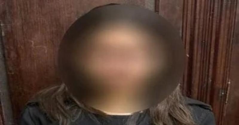 إخلاء سبيل صانعة محتوى المتهمة بنشر مقاطع فيديو تحرض على الفسق