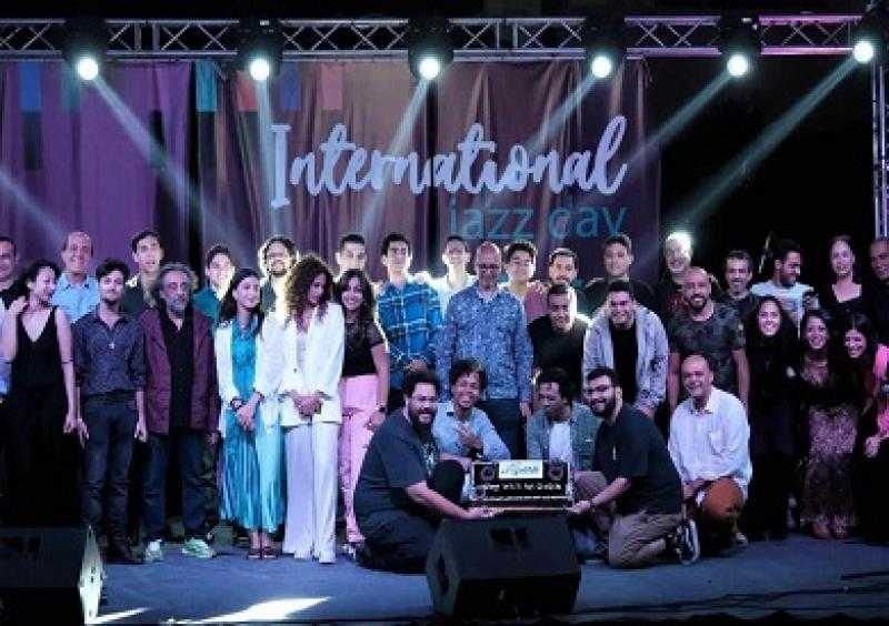 50 موسيقيًا يجتمعون في احتفالية اليوم العالمي للجاز على مسرح تياترو