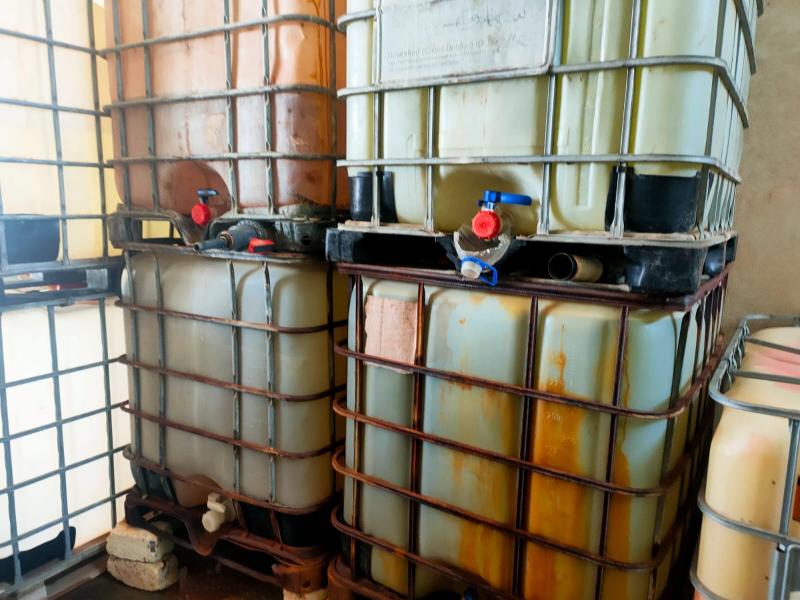 ضبط مصنع بلاستيك بدون ترخيص في البحيرة