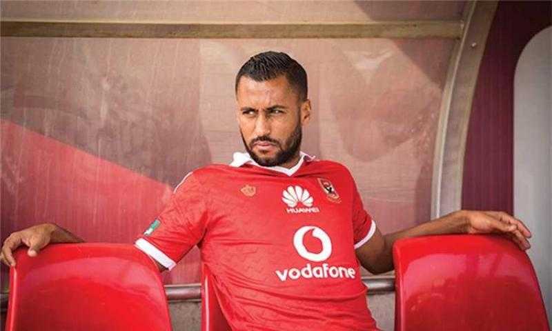 اللاعب حسام عاشور يتهم معلما بالاعتداء على نجله بالضرب