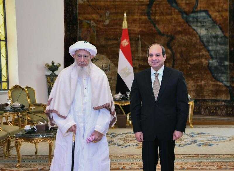 سلطان طائفة البهرة بالهند يشكر الرئيس السيسي على استقباله ويثني على جهود مصر في التنمية