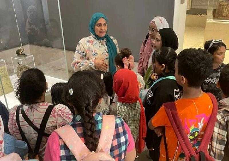 أتوبيس الفن الجميل ينظم جولة ثقافية للأطفال بمتحف الفن الإسلامي
