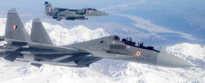 وزير الدفاع الباكستاني: الهند خسرت 5 طائرات