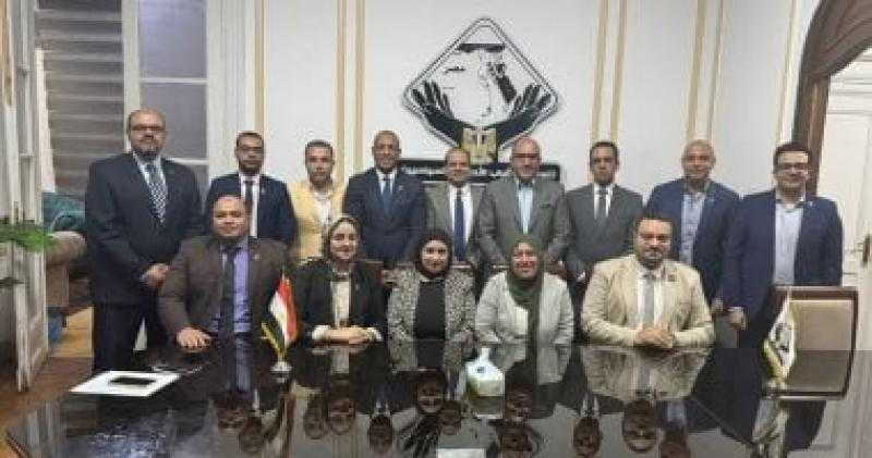 تنسيقية شباب الأحزاب تنظم ورشة عمل حول تأثيرات الصراع الصينى - الأمريكى