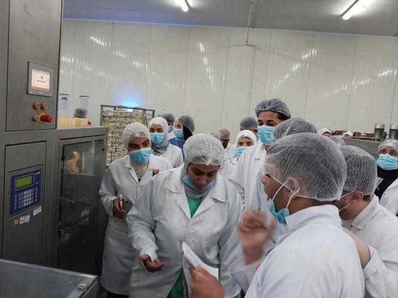 مركز تحديث الصناعة ينفذ زيارات ميدانية للطلاب لمصانع بورسعيد