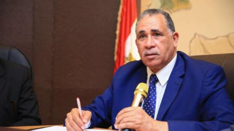 خط أحمر
