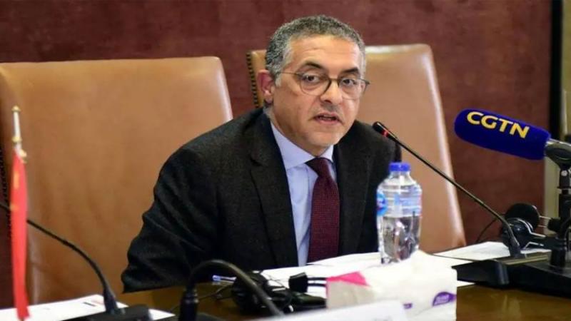خط أحمر