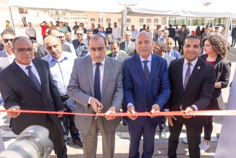 خط أحمر