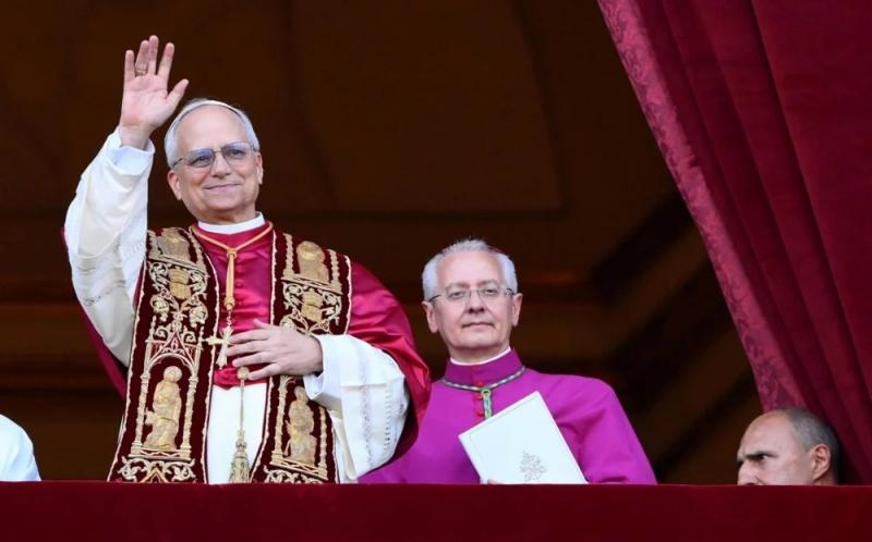 من هو روبرت فرنسيس بريفوست بابا الفاتيكان الجديد؟