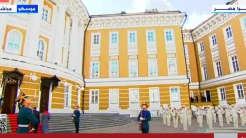 توافد القادة المشاركين في احتفالات عيد النصر إلى الساحة الحمراء بموسكو