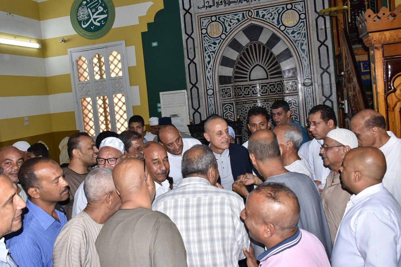 خط أحمر
