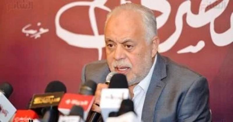 بلاغ لنقيب الممثلين يكشف ”نصاب الفن”