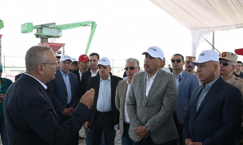 خط أحمر