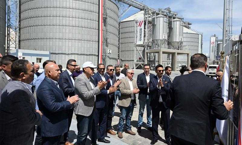 رئيس الوزراء يشهد افتتاح محطة الصب السائل لـ «نيو هورايزون تانك ترمينال» بميناء غرب بورسعيد