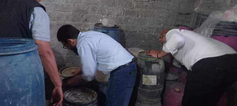 ضبط مخزن بدون ترخيص يقلّد علامات تجارية بالإسكندرية