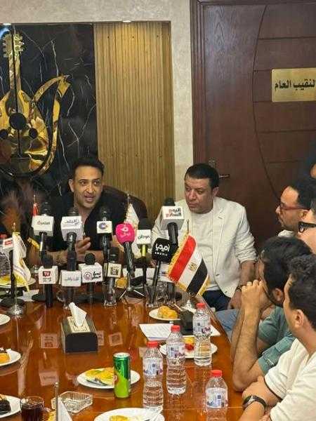 مصطفى كامل يطالب الرئيس السيسي بالتدخل لحماية حقوق صناع الموسيقى ومراقبة عمل النقابات