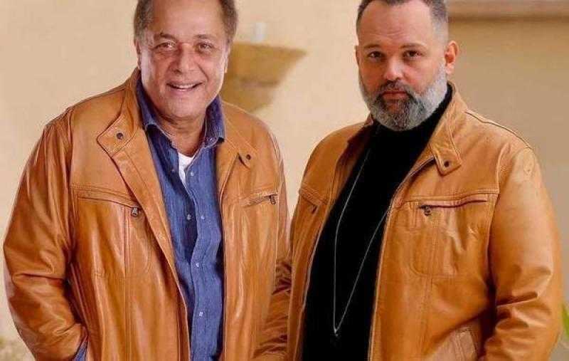 ورثة محمود عبد العزيز يصدرون بيانًا تفصيليًا بشأن النزاع القانوني مع بوسي شلبي