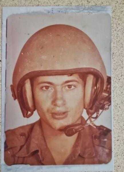 إسرائيل تزعم استعادة رفات جندي قتل قبل 43 عاما