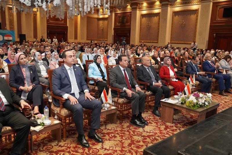 الرعاية الصحية: تخريج 900 كادر تمريضي خلال عام مؤهل على أعلى مستوى وفقًا لاحتياجات سوق العمل