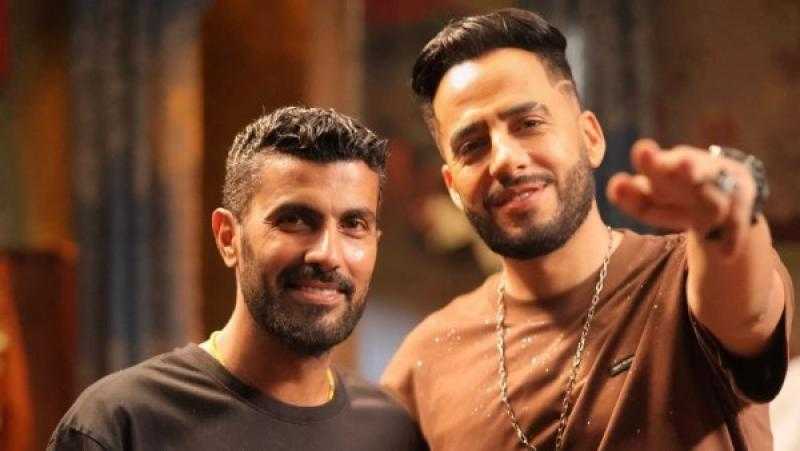 نصة الجامد.. محمد سامي يعلق على صورته مع عصام السقا