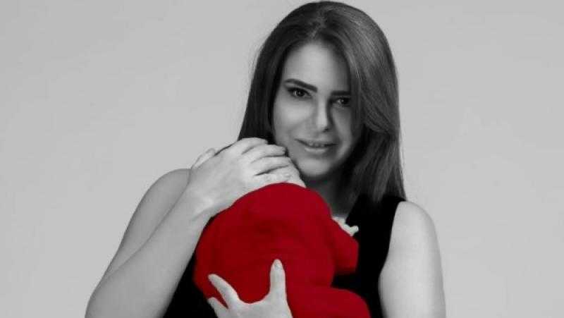 دنيا عبد العزيز: الأمومة غيرتني.. كنت بطلت أخاف بعد وفاة أمي لكن خوفي رجع