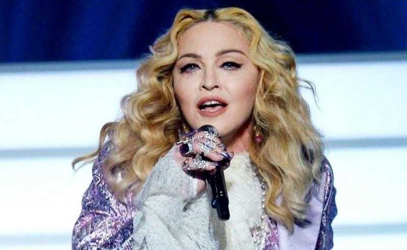 مادونا تتعاقد مع نتفليكس لتقديم قصة حياتها في مسلسل قصير