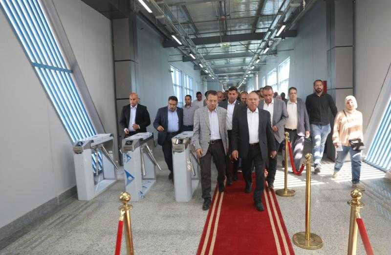 وزير النقل يتفقد المرحلة الأولى لمشروع الأتوبيس الترددي BRT ويطمئن على جاهزية التشغيل