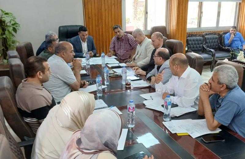 مسئولو ”الإسكان” يتابعون موقف توفير القدرات الكهربائية لامتداد مدينة بني سويف الجديدة