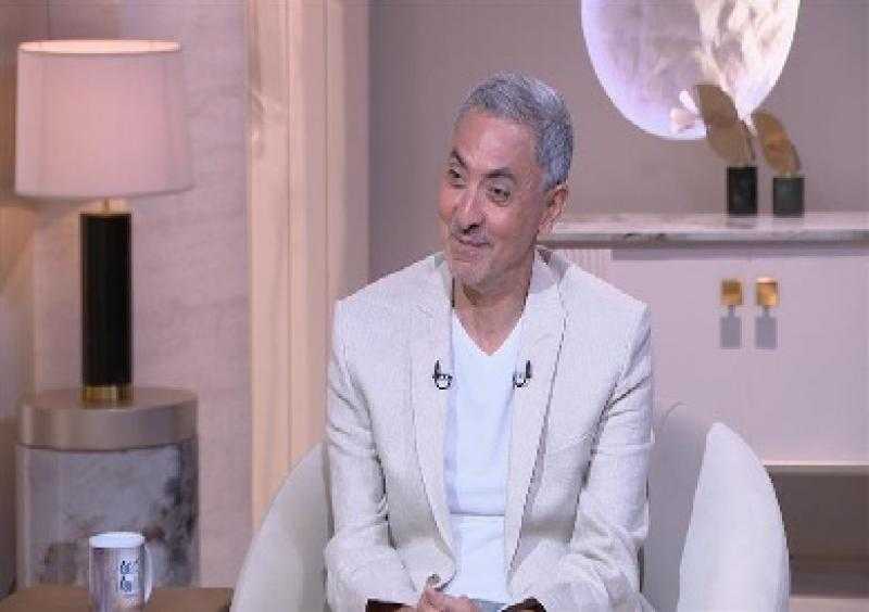 فتحي عبد الوهاب: مش الفلوس اللي بتحقق السعادة.. والصحة هي الأهم