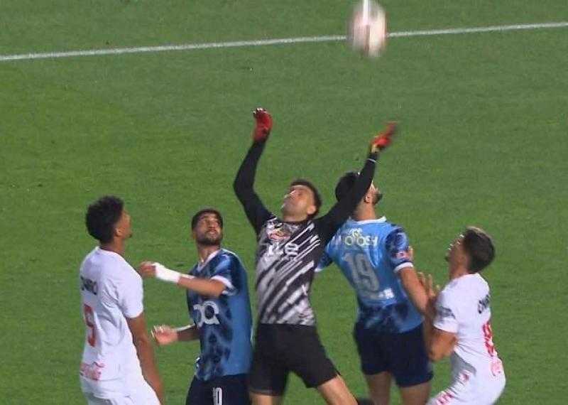 شوبير: خطأ عواد ساذج جدا.. التفويت غير موجود لكن أحيانا يحدث تعاطف