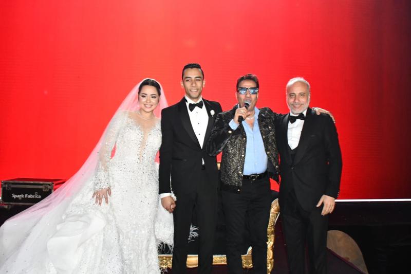 خط أحمر