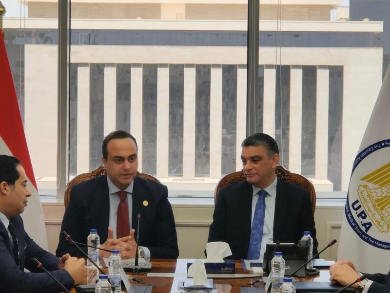 رئيس هيئة الرعاية الصحية يشيد بجهود هيئة الشراء الموحد في ضمان انتظام سلاسل الإمداد الطبي