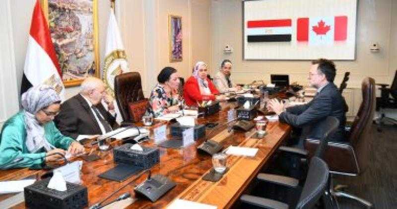 وزيرة البيئة: مصر وكندا شريكان فى العمل البيئى والتعاون للخروج بإطار عمل عالمى