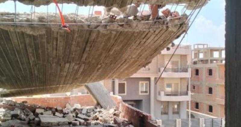 تنفيذ حملات إزالة لمخالفات البناء بالتجمعات الثلاثة لمدينة القاهرة الجديدة