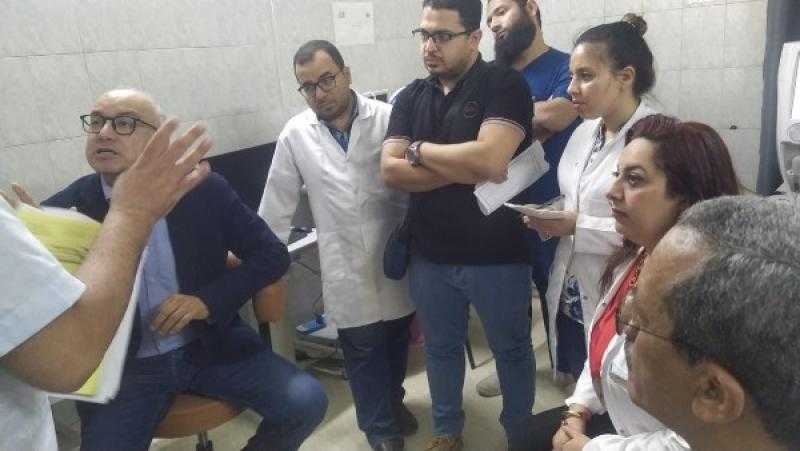 الصحة: أستاذ بجامعة جنيف يلقي محاضرات أمام أطباء العيون بأسيوط