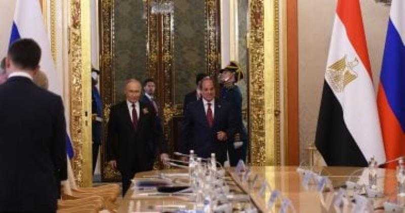 نشاط بارز للرئيس السيسى خلال النصف الأول من مايو