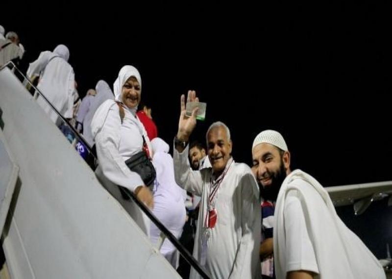 انطلاق أول أفواج حجاج القرعة إلى الأراضي المقدسة وسط استعدادات مكثفة وتيسيرات غير مسبوقة