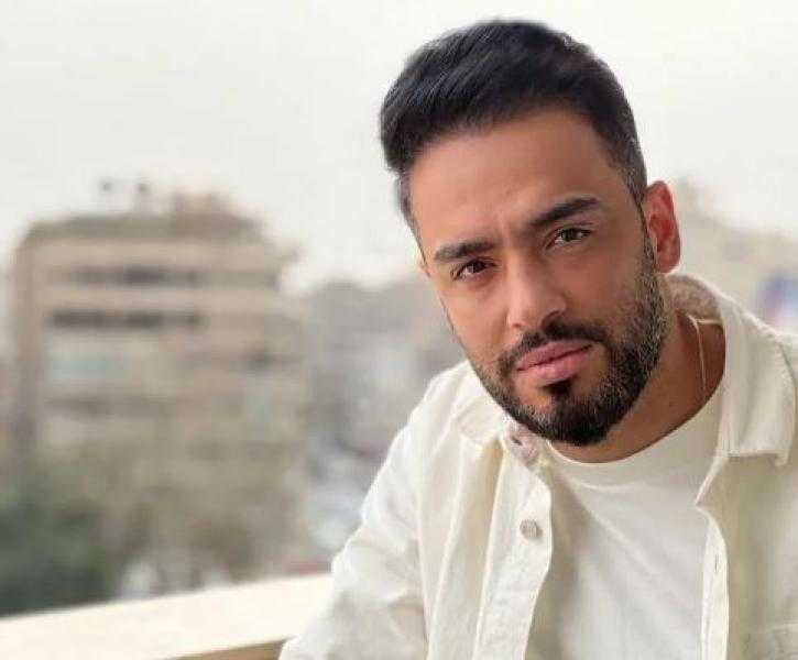 رامي جمال بعد الانتهاء من ألبومه: محتار في الاسم وعايز رأيكم