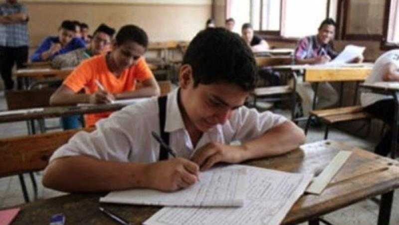 بدء التقييم النهائي للصفين الأول والثاني الابتدائي بجميع المدارس ..غدا