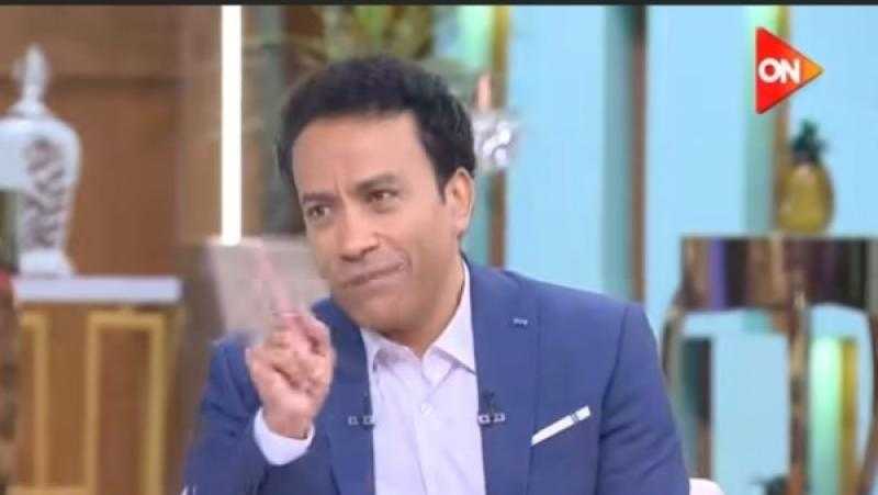 سامح حسين يكشف كواليس برنامج ”قطايف”.. ويؤكد: بحب الكنافة