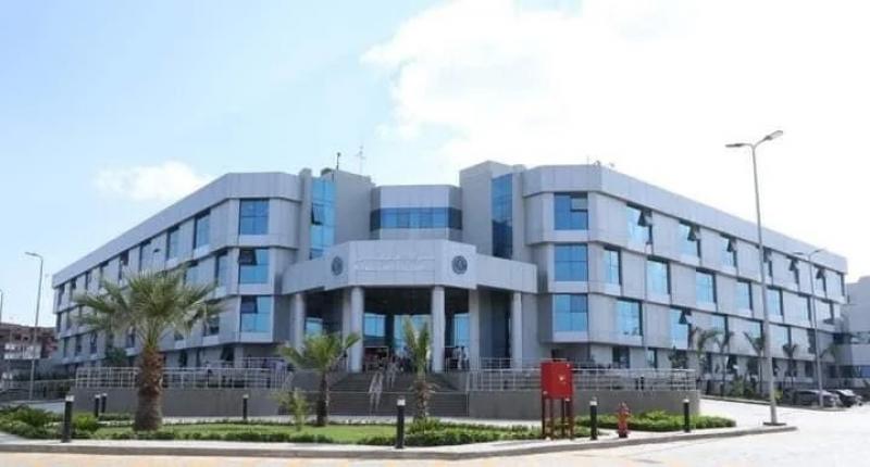 الرعاية الصحية تعلن نجاح استئصال ورم ضخم بالوجه والفك باستخدام تقنية ”الكمبيوتر” بمجمع الإسماعيلية الطبي