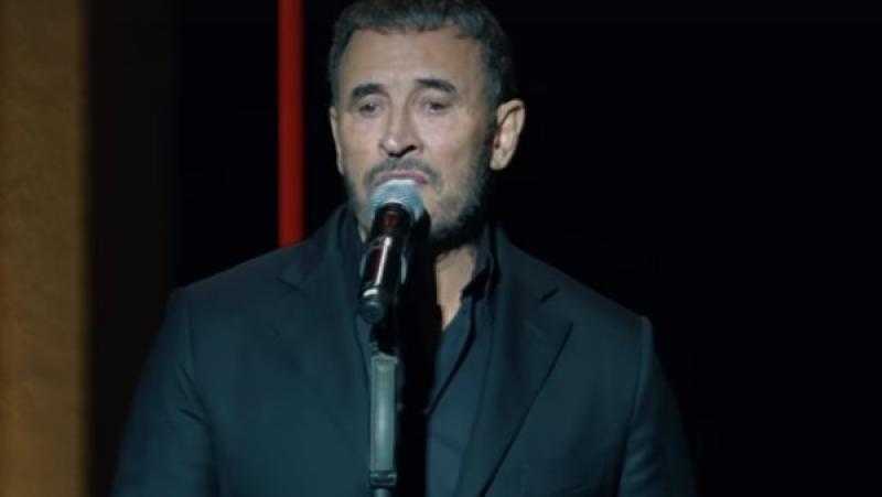 كاظم الساهر يفاجئ جمهوره بلوك شبابي جديد